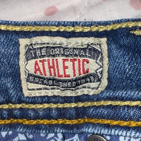 Devil Dog brand men’s button-down jeans in excellent condition. Size 40x32 - Picture 6 of 12